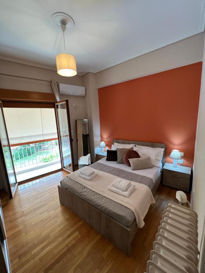 Apartment 80: ανακαινισμένα με δύο υπνοδωμάτια κοντά σε παραλίες Athens